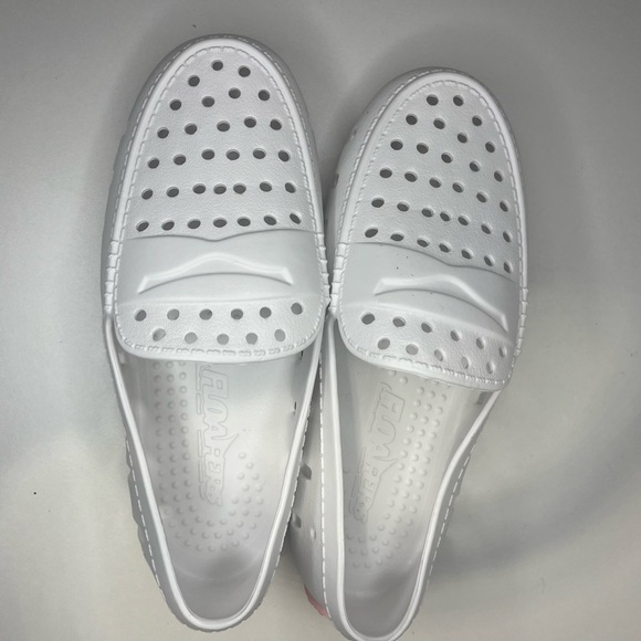 Floafers White and Lilac Pink Shoes Unisex Girls Size 4 - Picture 3 of 8